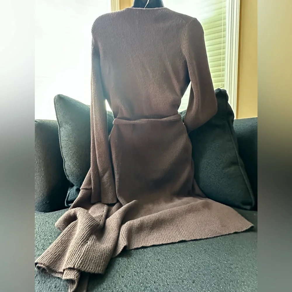 Max Studio rich brown textured knit wrap - Picture 4 of 12